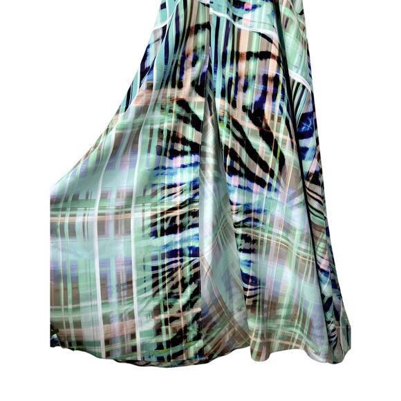 Marciano Kaleidoscope Gown Maxi Dress Chainlink Halter Cut Outs Sz 2 Blue Green - Picture 4 of 10